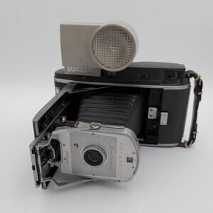 Vintage Polaroid 150 Land Camera with Wink Light - PARTS ONLY